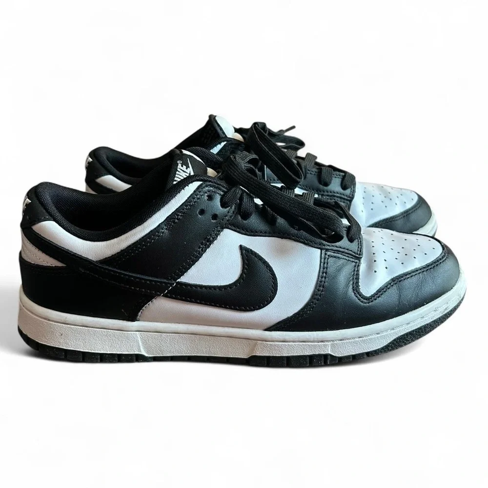 Nike Dunk Low Men’s 9.5 – Black /White Classic